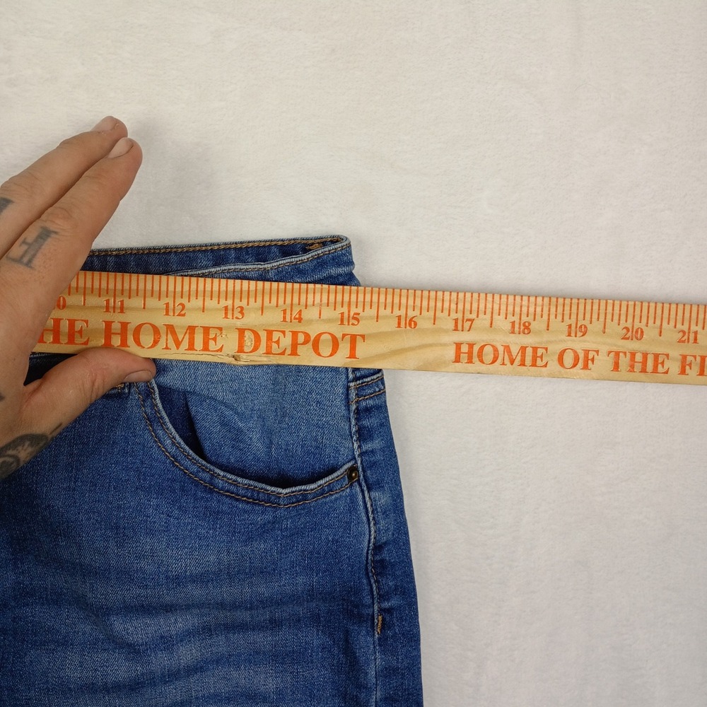 Wax Jean Los Angeles Distressed Denim Mini Skirt Medium Wash Plus Size 1X Skort - Picture 6 of 6